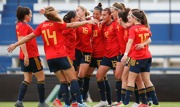 Selección Femenina España: Quince jugadoras renuncian a la Selección  después de que Rubiales no aceptara el chantaje de la destitución de Vilda  | Marca