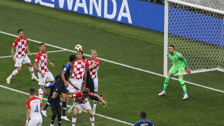 Mundial Mandzukic marca el primer gol en propia puerta en una final en la historia del | Marca.com