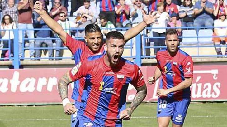 Segunda División: Dos errores de Abad lanzan al Extremadura y Córdoba - LaLiga 123