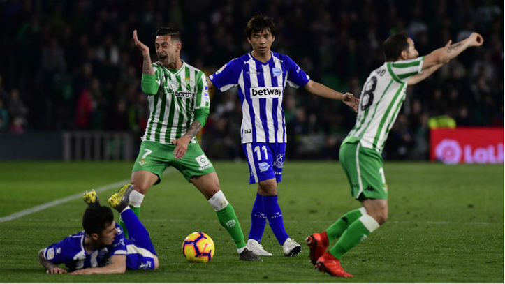vs Alavés: Resumen, y goles Santander 2018-19 | Marca.com