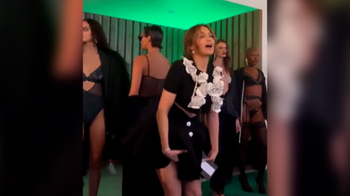 Jennifer López enloquece a sus fans tras mostrar su ropa interior ...