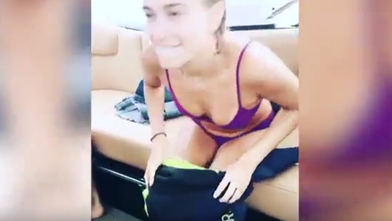 Buzz: Problemas extremos de una famosa modelo para embutirse en su ...