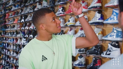 Neymar sneaker shopping outlet