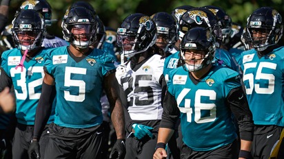 Jacksonville Jaguars train ahead of NFL double-header in London