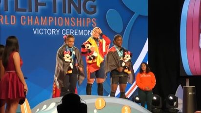 El himno 'franquista' reaparece de nuevo: suena en el podio del