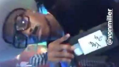 NFL: El vídeo porno robado a Von Miller vuelve a circular por ...