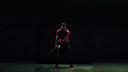 Tiger Woods lanza Sun Day Red su nueva marca de ropa deportiva
