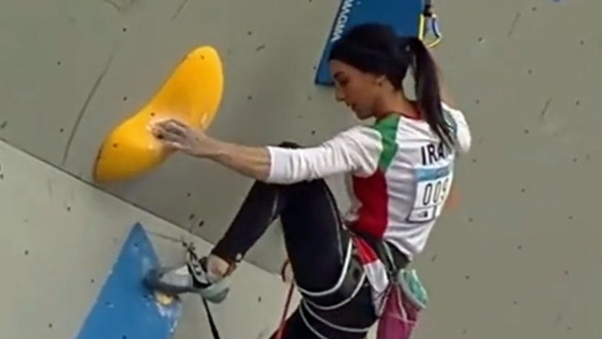La escaladora Elnaz Rekabi desafía al régimen de Irán al competir sin hiyab  | Marca