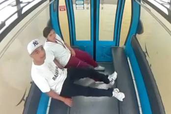 No fue en el Cablebús: Pareja es captada teniendo sexo en un ...