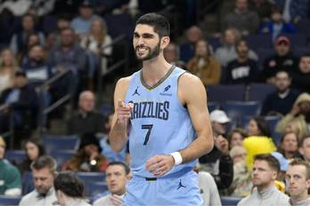 Santi Aldama superstar: exhibición del único estandarte español en